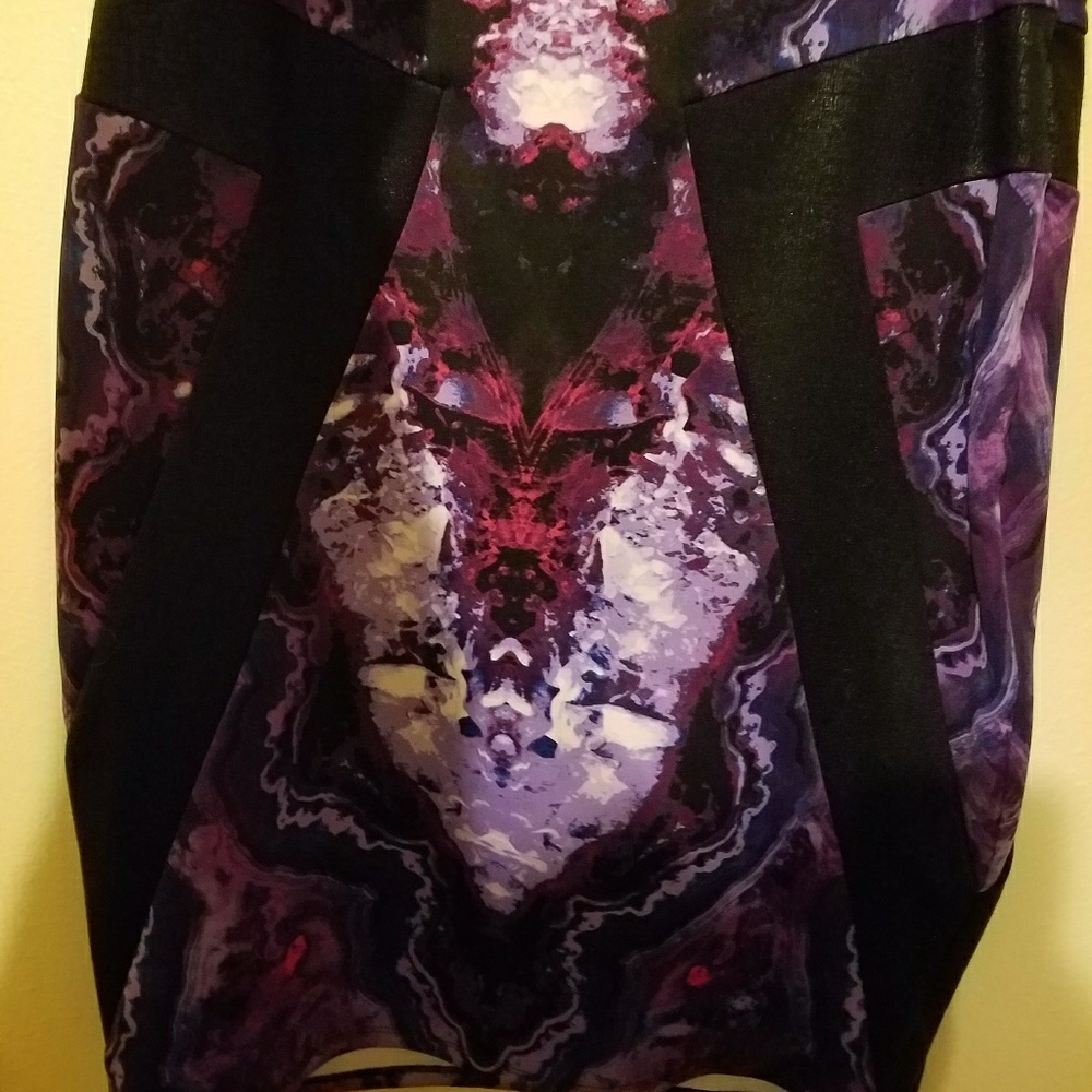 Bebe skirt